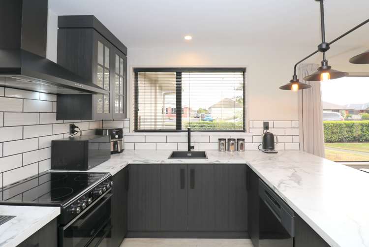 33 Stirling Street Windsor_7