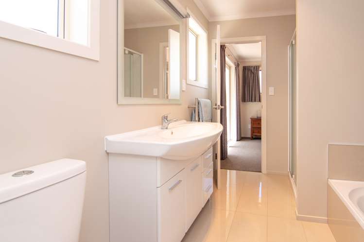 9 Ruapehu Drive Fitzherbert_12