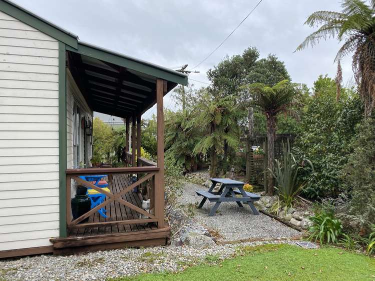 67 Mcgill Street Waimangaroa_24