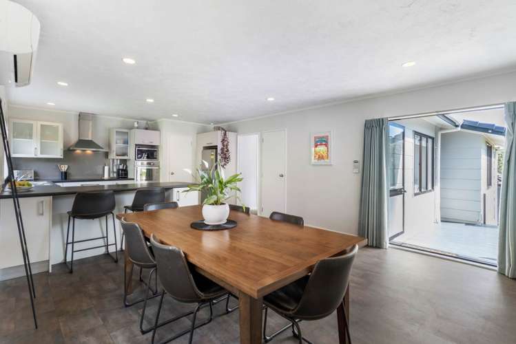 51 Hale Crescent Bayview_24