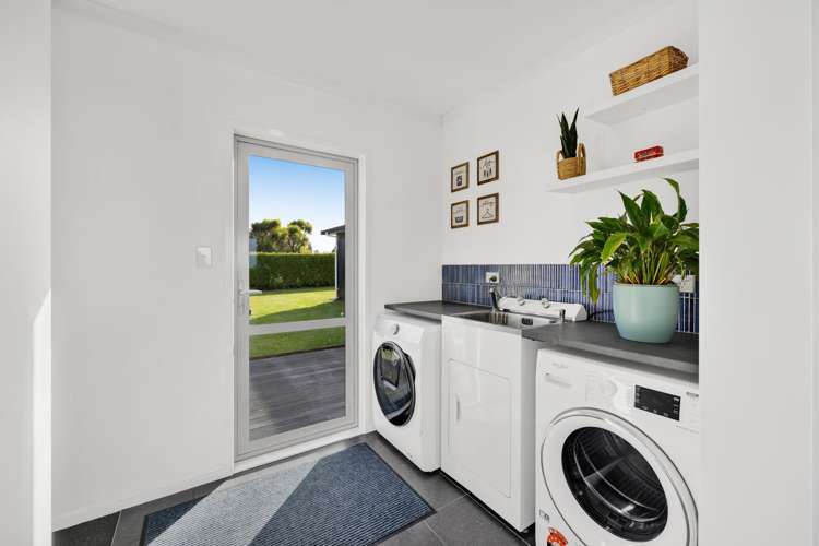 427 Cardiff Road, Pembroke Stratford_32
