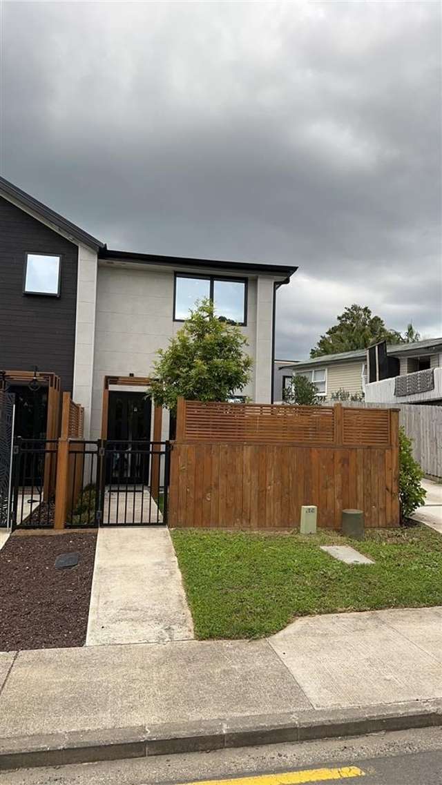 2/86 Vodanovich Rd Te Atatu South_1