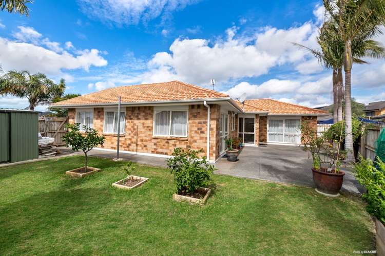 13 Tir Conaill Avenue Flat Bush_11