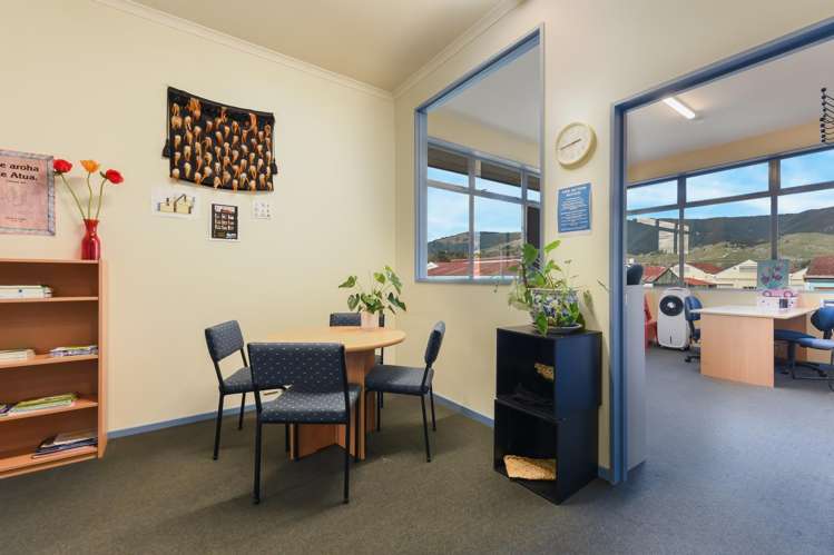 8 & 10 Kotua Place Stoke_11