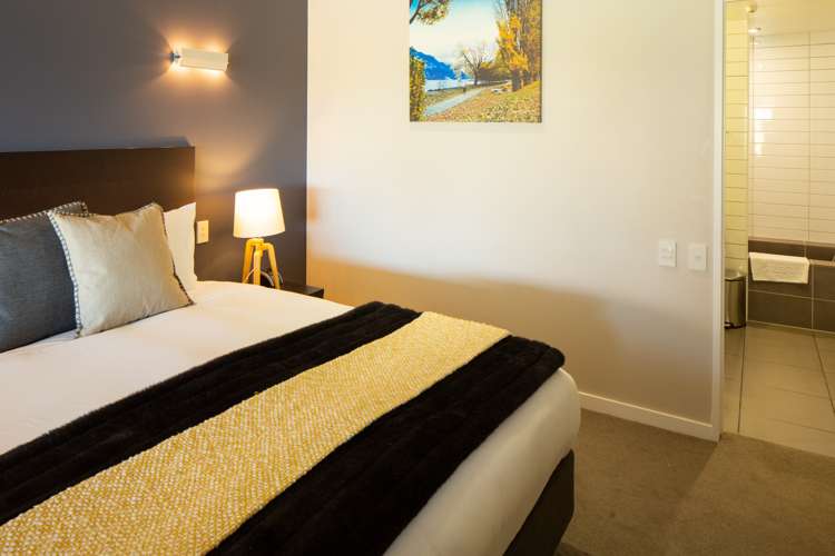 5/110 Frankton Road Queenstown_7