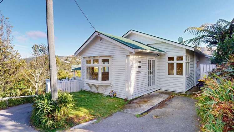 43 Trelissick Crescent 1318_18