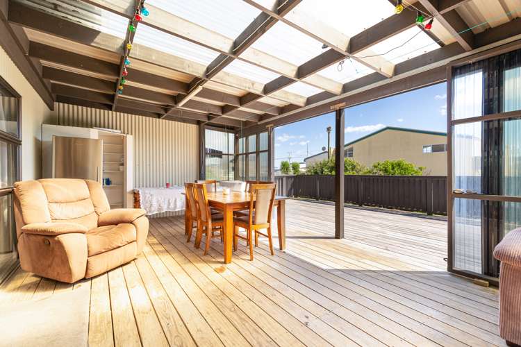 7 Costello Crescent Pukehina_17