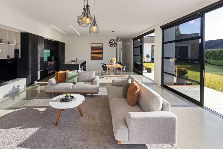 8 Amokura Crescent Flagstaff_6