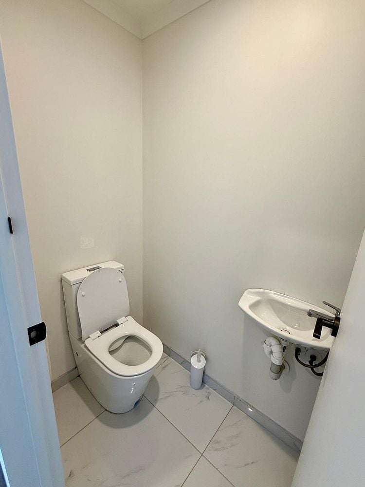 52 Aspiring Avenue Clover Park_7