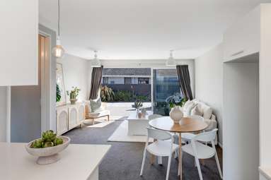 4/15 Tweed Street_2