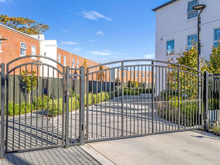 2/287 Selwyn Street Spreydon_30