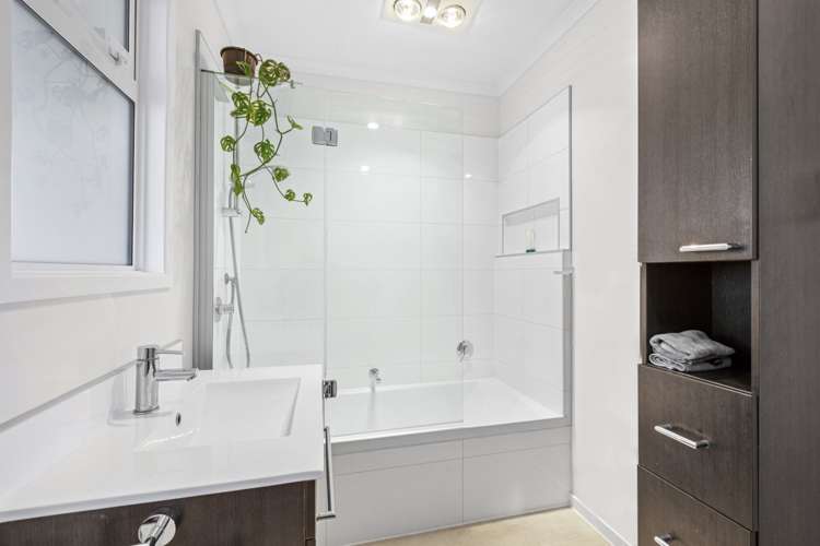 260 Mangorei Road Merrilands_14