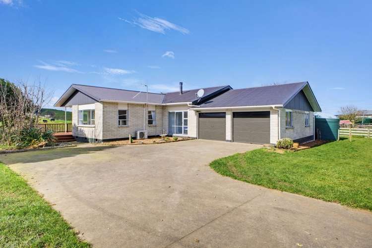 131 Tiromoana Road Eltham_16