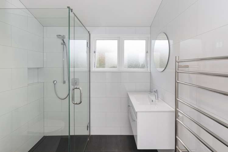 16 Brenchley Avenue Strowan_16