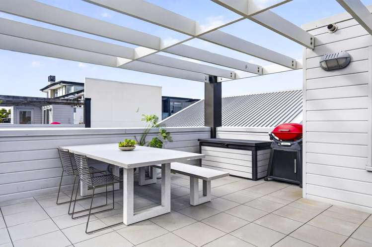 2a/2 Dickens Street Grey Lynn_17