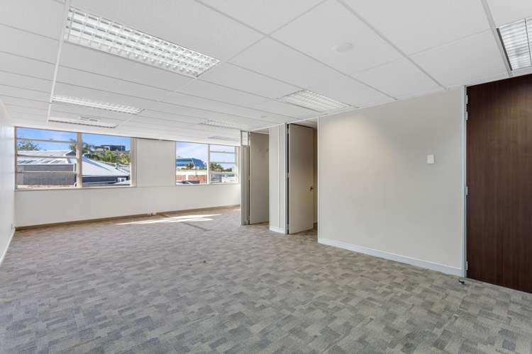 Suite 4/16 - 18 Anzac Street Takapuna_2