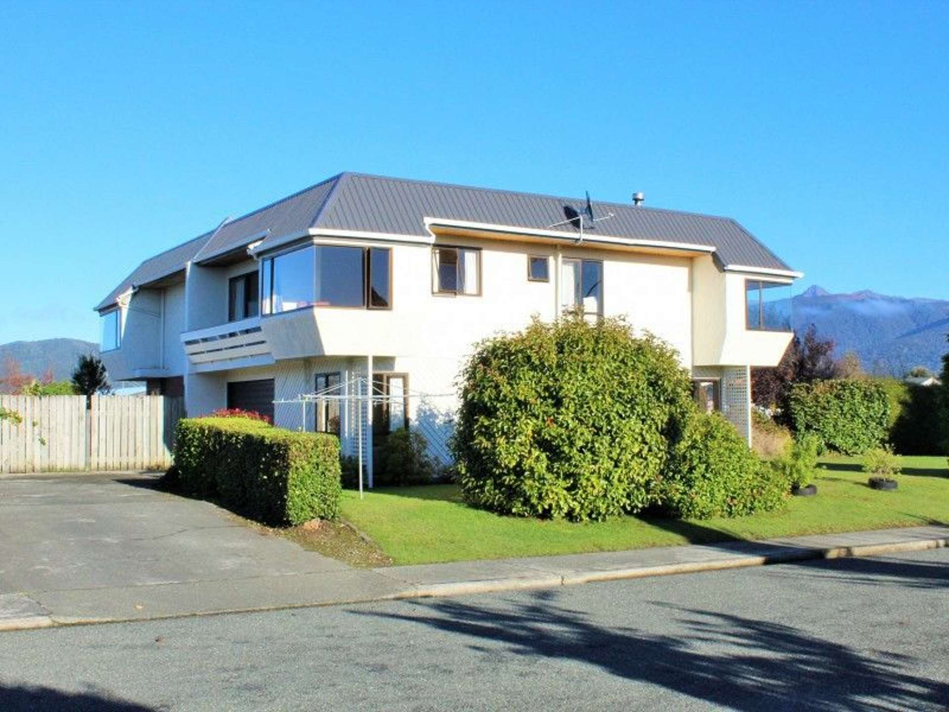 6b Bowen Street Te Anau_0