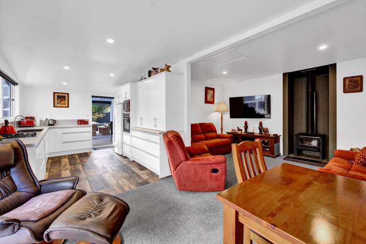 49 Kawei Road Hawera_12