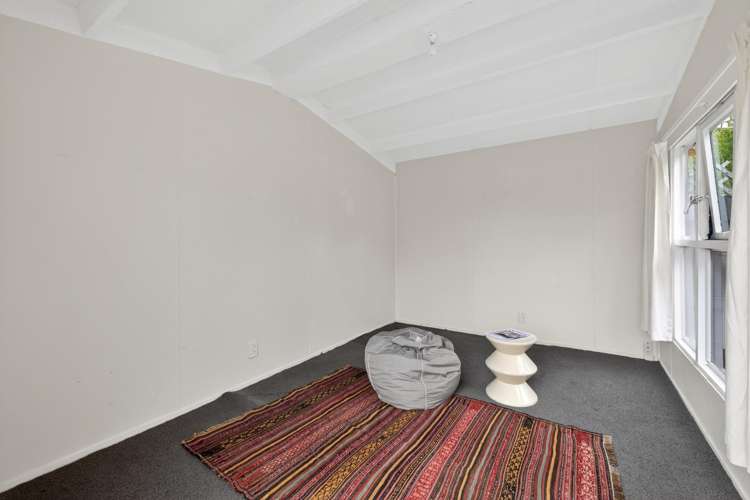 1/565a Ferry Road Woolston_16