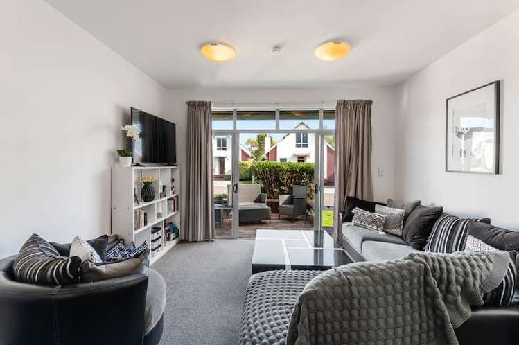 13/1420 Hamurana Road Mourea_0