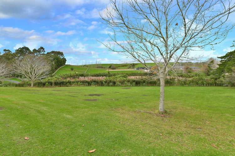 73 Sharon Road Waitoki_9