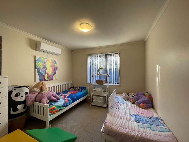 143a Royal Road Massey_5