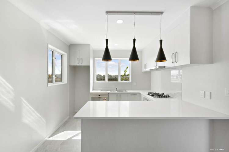 12 Saddleback Crescent Papakura_2