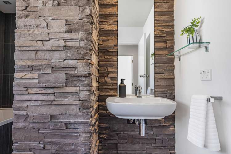 55 Dignan Street Point Chevalier_11