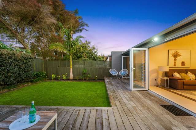 2/40 James Evans Drive Northcote_2