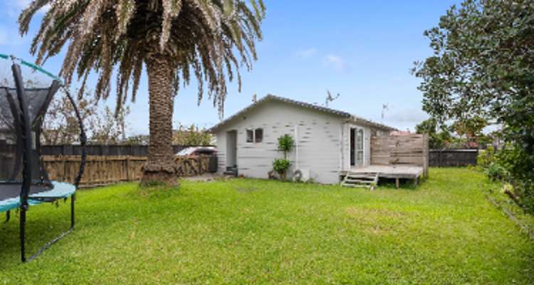 2/13 Hamurana Place_0