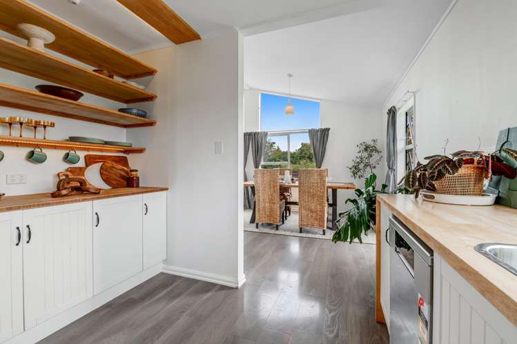 129 Awaroa Road Helensville_15