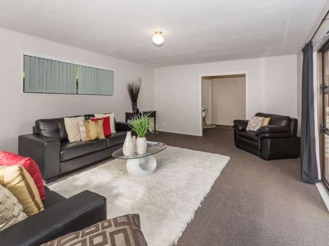 62 Settlement Road Papakura_1