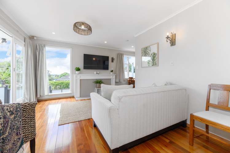 32 South Lynn Road Titirangi_9