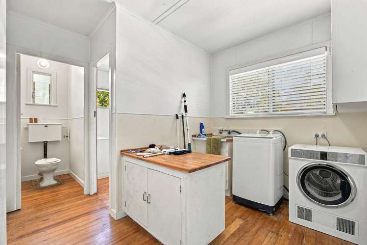 3B Hinekura Avenue Taupo_7