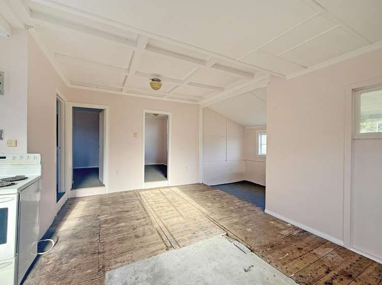 30 Muri Street Aramoana_8