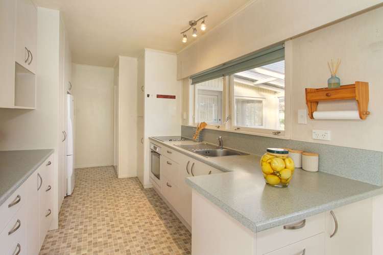 18 Raeben Avenue Hillcrest_11