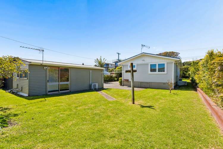 115 Vodanovich Road Te Atatu South_18