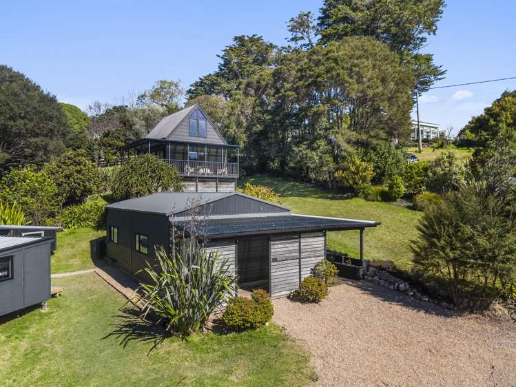 29 Calais Terrace Ostend_19