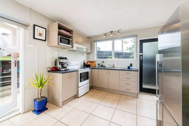 1/45 Cron Avenue Te Atatu South_5