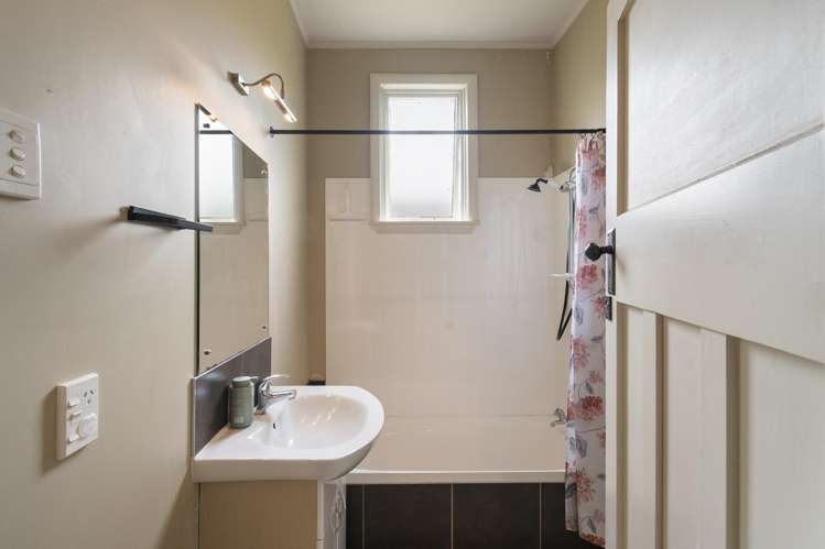 111 Cook Street West End_14