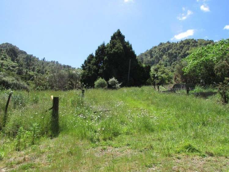 124 Victoria Street Whakatete Bay_32