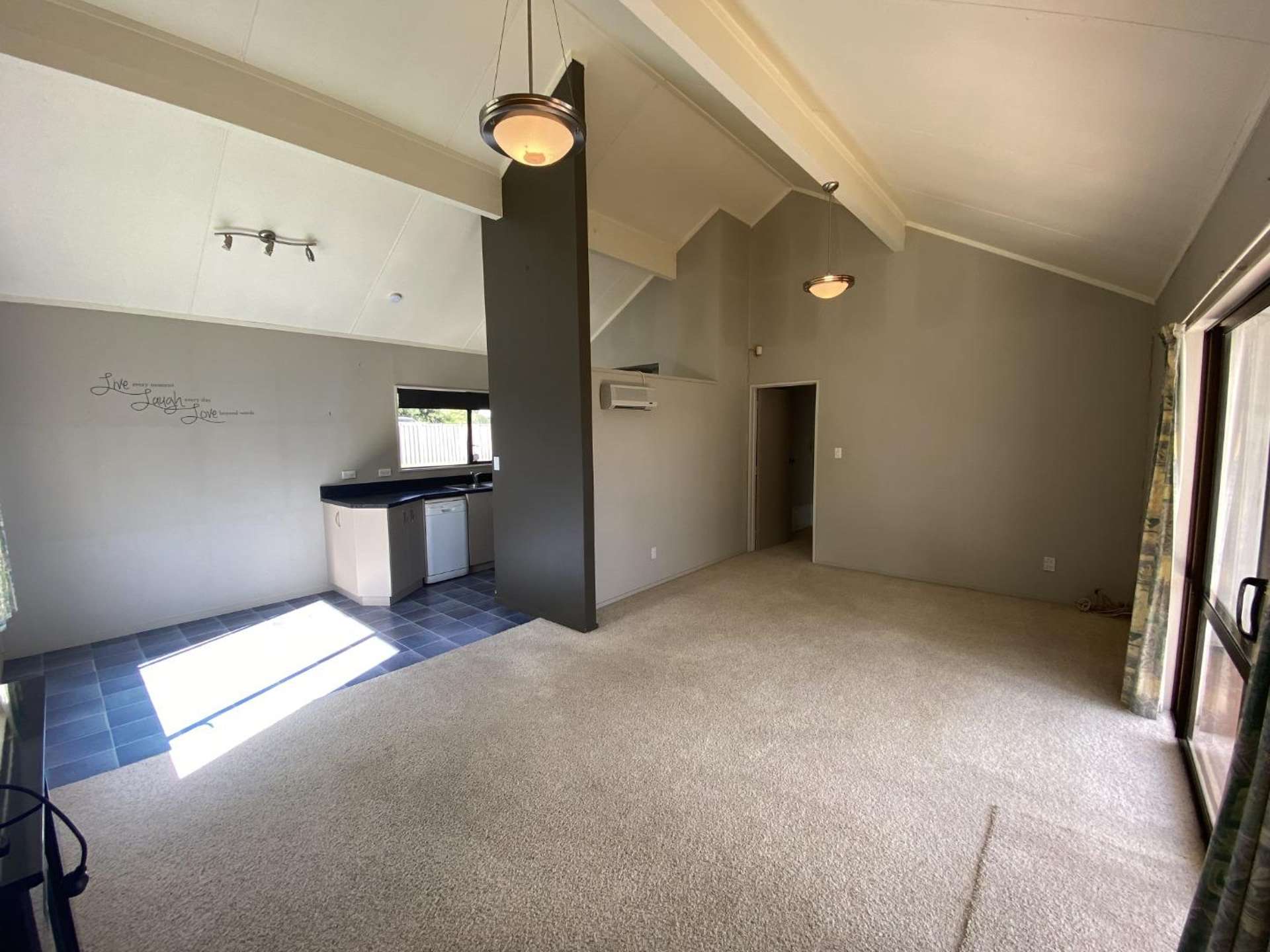 3 Perry Crescent 10781_0