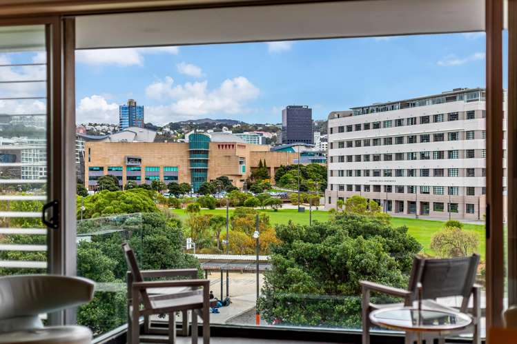 13/74 Oriental Parade Oriental Bay_2