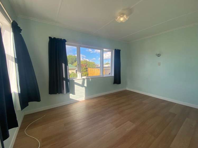 20 Arahoe Road New Lynn_6