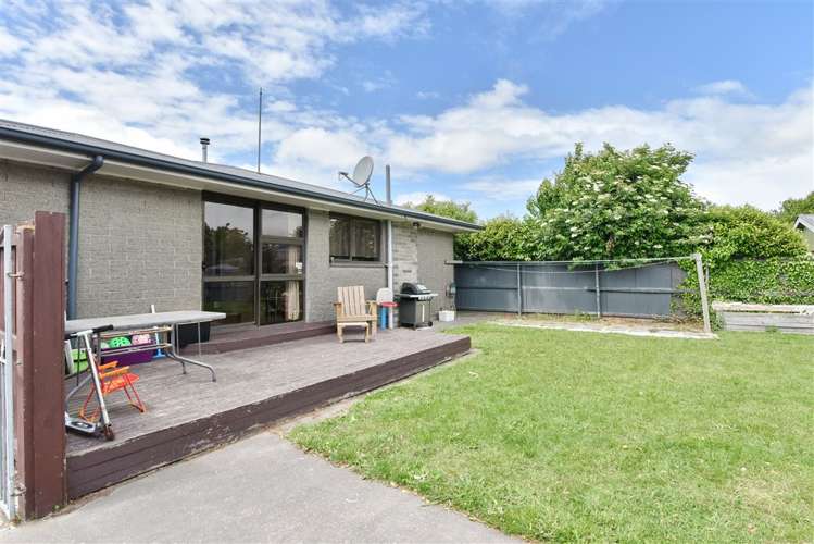 48 Oriana Crescent Hornby_15