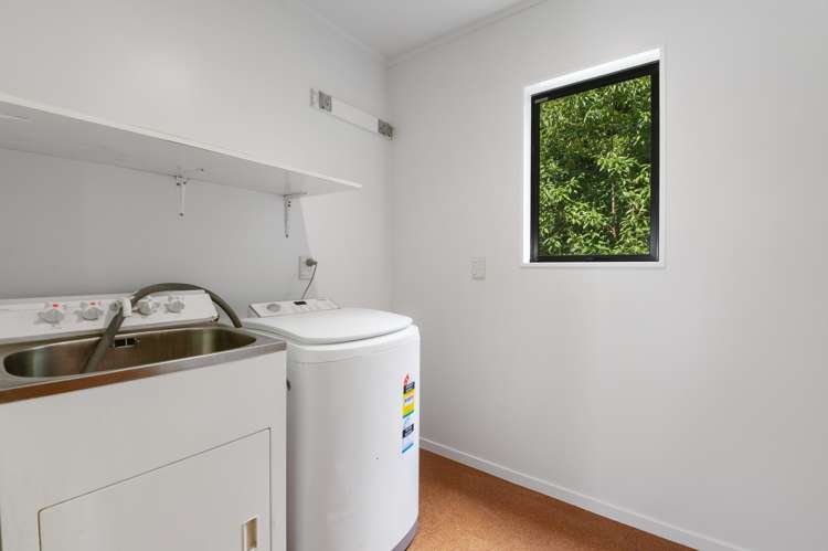 4 Steep Street Lake Okareka_21