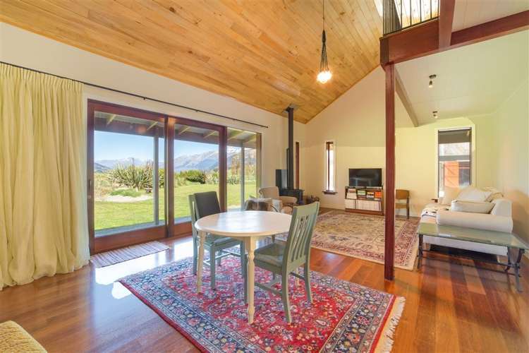 124 Lovers Leap Road Glenorchy_13