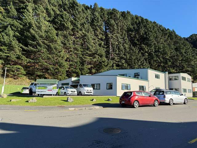 98m² Office Space, Ngauranga