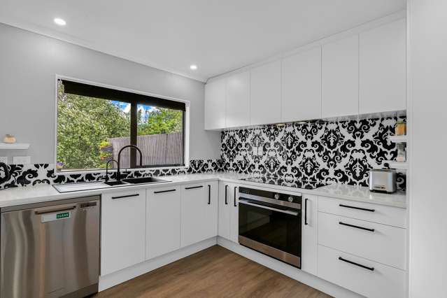 62 View Ridge Drive Ranui_2