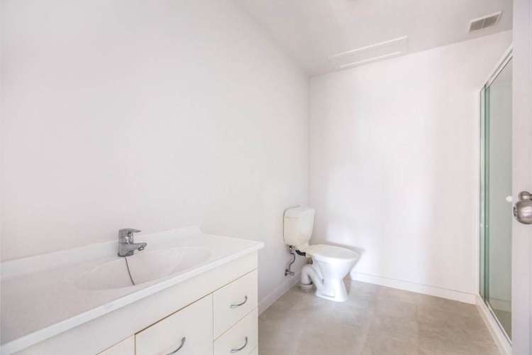 13/241 Hinemoa Street Birkenhead_9